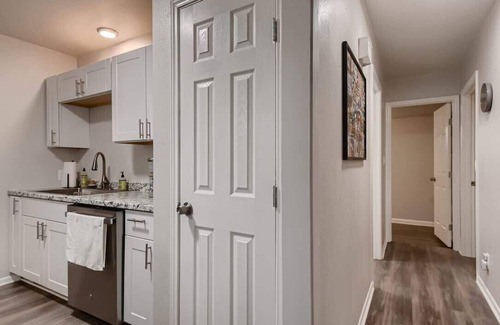 Georgetown Maison | Desert Primrose @ 808B-Walk to the Square!