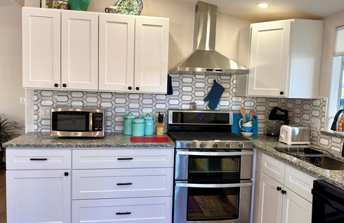 Tucson Estates Maison | Desert Resort Living 55+. Enjoy gym, pool, spa, hiking & biking. Pet friendly
