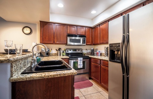 Chandler Copropriété | Desert Retreat: Luxury Condo Loft - Work Friendly