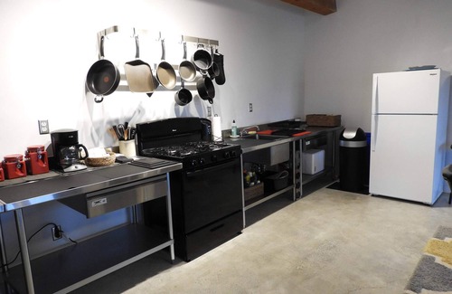 Study Butte-Terlingua Maison | Desert Sky Hideaway: Modern Home near the Terlingua Ghost Town. 3 bedrooms. 2 ba