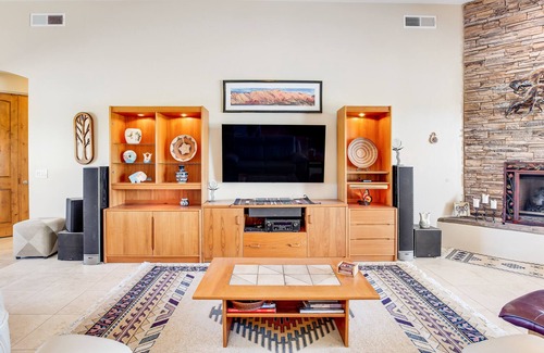 Rio Verde Maison | Desert stay with resort perks - pool, spa, fitness center, and athletic courts