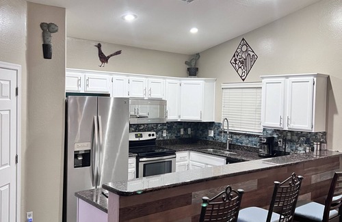 North Mountain Maison | Desert Valley Stay - Mountain Views