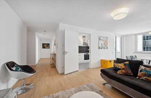 Boeblingen Appartement | Design 3 Room Apart. BAUHAUS I Balcony I Centre BB I Family & Pet I Homeoffice I