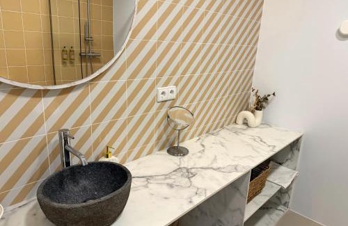 El Cabanyal Appartement | Design and style next to Playa de Valencia