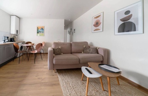 Champ-Capelet Appartement | Appartement design, 5' centre, pkg gratuit