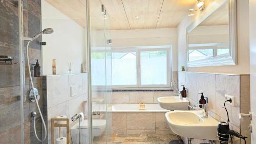 Weil am Rhein Appartement | Design-Apartment I Klimaanlage I Balkon I Boxspring I Nespresso