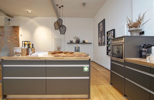 Linden-Sud Appartement | Design Apartment / Zentral / Tischkicker/ Netflix