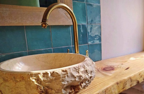 Almunecar Cabine | Design Cabin in the Forest with Jaccuzi - Esencia Lodge