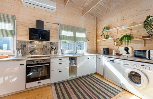 Albufeira Chalet De Ski | Design Chalet in Albufeira With Private Pool