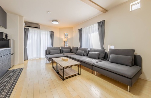 Ebisu Maison | Design house for rent in Ebisu, a stylish Ebisu, perfect for a group trip (max. 10 people).