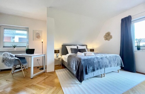 Radio Bremen Appartement | Design Maisonette I Kamin I 10 Personen I Netflix