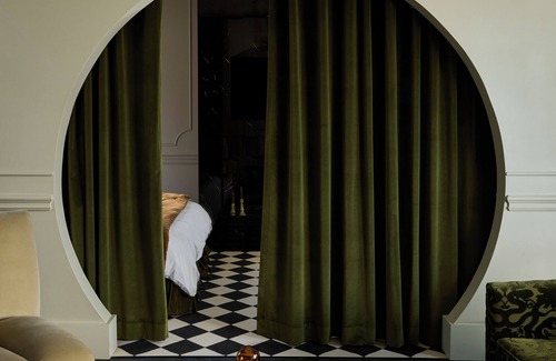 Stratford Hôtel | Designed for two couples, friends or a family, flat four is one of the edgiest suites in Hotel Julie