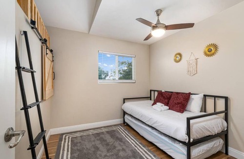 La Mesa Maison | Designer 4 BR La Mesa Home w/Yard and BBQ