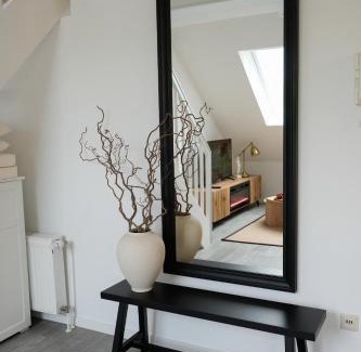 Wuelfel Appartement | Designer Apartment an der Leineinsel in Hannover, direkt am Wasser in ruhiger Laage, Messeapartment