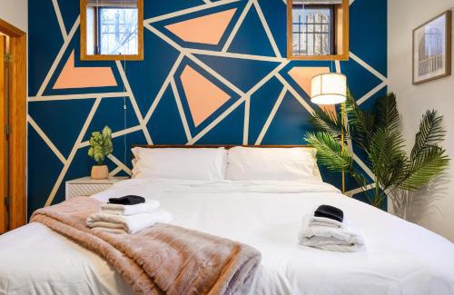 Wicker Park Appartement | Designer Apt Billiards Private Patio 1 Parking