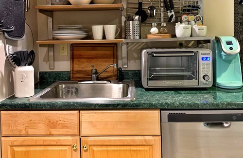 Brookmont Maison | Designer Chic 1Bed & 1Ba Private Apartment Près de DC / MD / VA