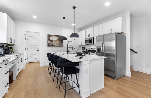 South Dallas - Fair Park Maison | Designer Event Open Luxurious 6BD Retreat