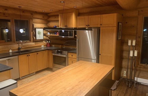 Lac Superieur Village Chalet De Ski | Luxe 5 étoiles: Chalet avec vue sur la montagne de Mont-Tremblant