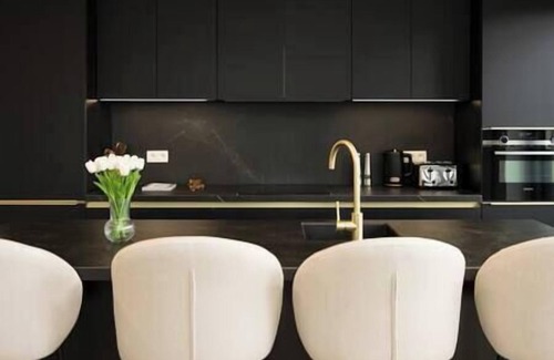 University District Maison | Designer flat 3BR & Mini Golf