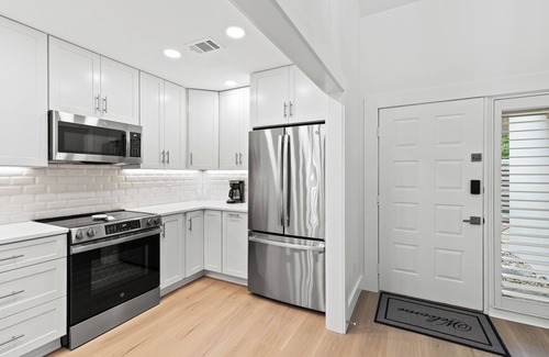 Sandestin Copropriété | Designer Full Remodel Beach Villa! 6 Seat Golf Cart, Beach, Nearby Pool+Grill