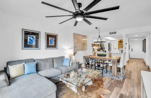 Park Shore Maison | Designer Furnished and Views