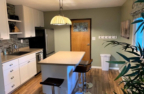 Farmington Maison | Designer Getaway is a fully remodeled house close to downtown.