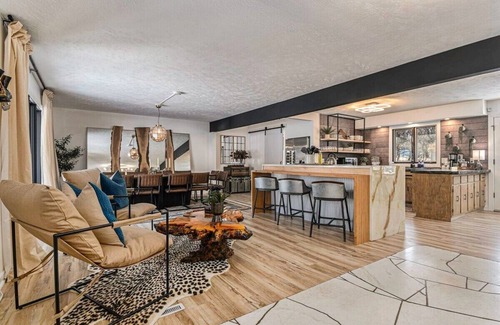 West Omaha Maison | Luxury Designer Home, Theatre, Games & BBQ Grill!