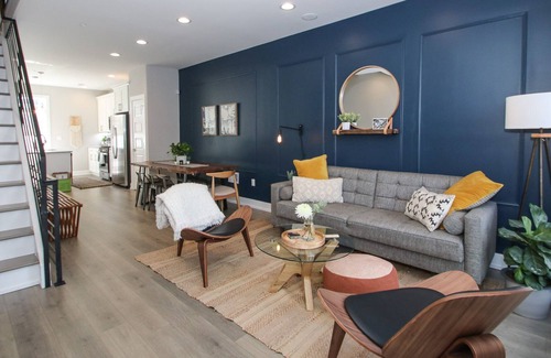 South Philadelphia Maison | Designer Home with Roof deck!4B/3B, Sleeps 10!