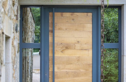 Mournans-Charbonny Maison | Maison de vacances design pour 8 , piscine interieure privee chauffée, Jura