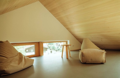 Ehrwald Maison | Designer vacation home with garden and great mountain views