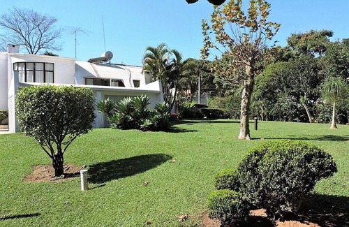 Carapicuiba Maison | Deslumbrante Casa Cinematográfica