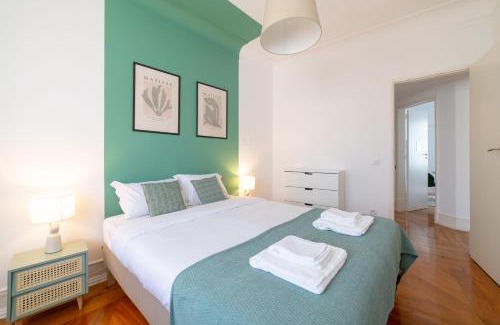Pena Appartement | Desterro 2 - Historical four-bedroom apartment