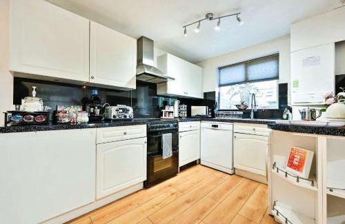 North Woolwich Maison | Destination London Docklands Riverside