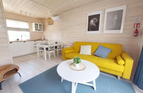 Mielno Maison | DESTINO wakacyjne domki-dwa podgrzewane baseny-drink bar