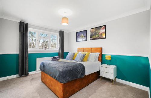 Cambridge Maison | Detached 6 Bedroom Cambridgeshire Abode - Pets