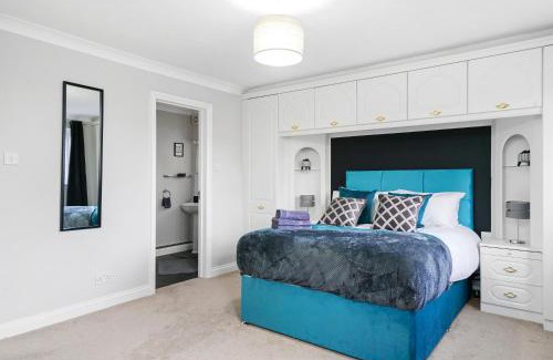 Cambridge Maison | Detached 6 Bedroom Cambridgeshire Abode - Pets