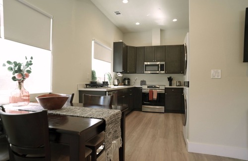 San Jose Appartement | DETACHED ADU: SAN JOSE CITY HALL - SJSU 2B/2B