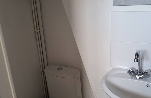 Beaute Baltard Appartement | Chambre indépendante mansardée dans immeuble sécurisé (6ième étage)