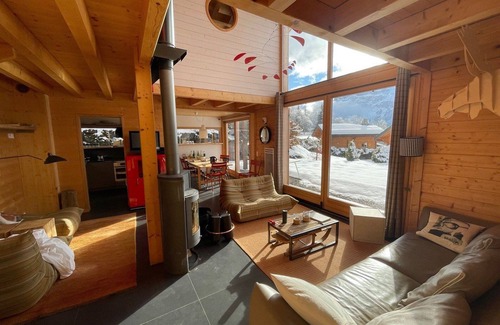 Les Carroz-d'Araches Chalet De Ski | Chalet indépendant 8 pers, déco moderne, proche centre et remontées, terrasse sud-ouest