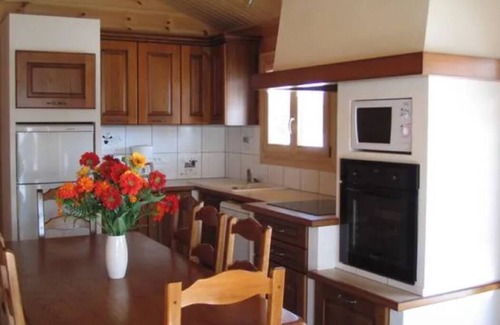 Sirod Chalet De Ski | Detached chalet on a farm in the Jura