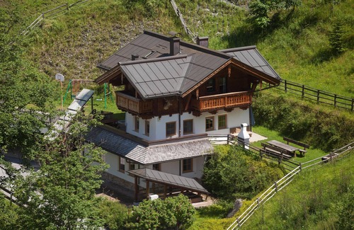 Grossarl Maison | Maison de vacances indépendante en bordure de forêt, légèrement surélevée au-dessus de la vallée avec sauna