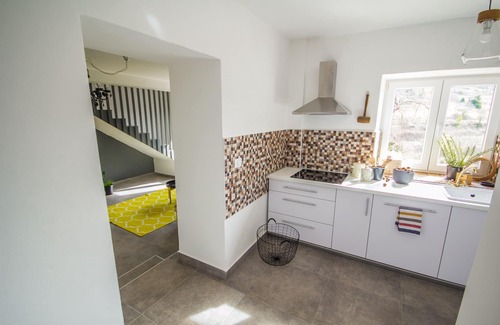 Oprtalj Villa | Maison individuelle dans un endroit calme et ensoleillé avec piscine
