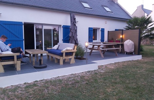 Primelin Maison | maison individuelle sur jardin arboré avec mare à 800 m de la mer