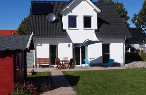 Blengow Maison | Maison individuelle avec un grand jardin pour ralentir