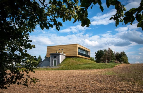 Gompitz Maison | Maison individuelle avec jardin et salle de fête à Dresde - pour vous seul