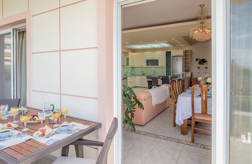 Ierapetra Maison | Detached housein sunny Ierapetra,five minutesfrom the sea