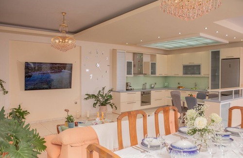 Ierapetra Maison | Detached housein sunny Ierapetra,five minutesfrom the sea