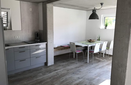 Edertal Maison | Maison de vacances indépendante sur Edersee Rehbach "Das Haus am See" 4 étoiles DTV,