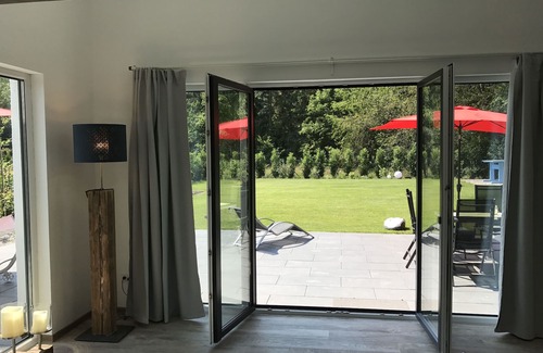Edertal Maison | Maison de vacances indépendante sur Edersee Rehbach "Das Haus am See" 4 étoiles DTV,