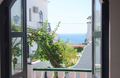 Nerja Villa | Villa individuelle avec piscine privée et vue mer / montagne dans le village d'El Capistrano